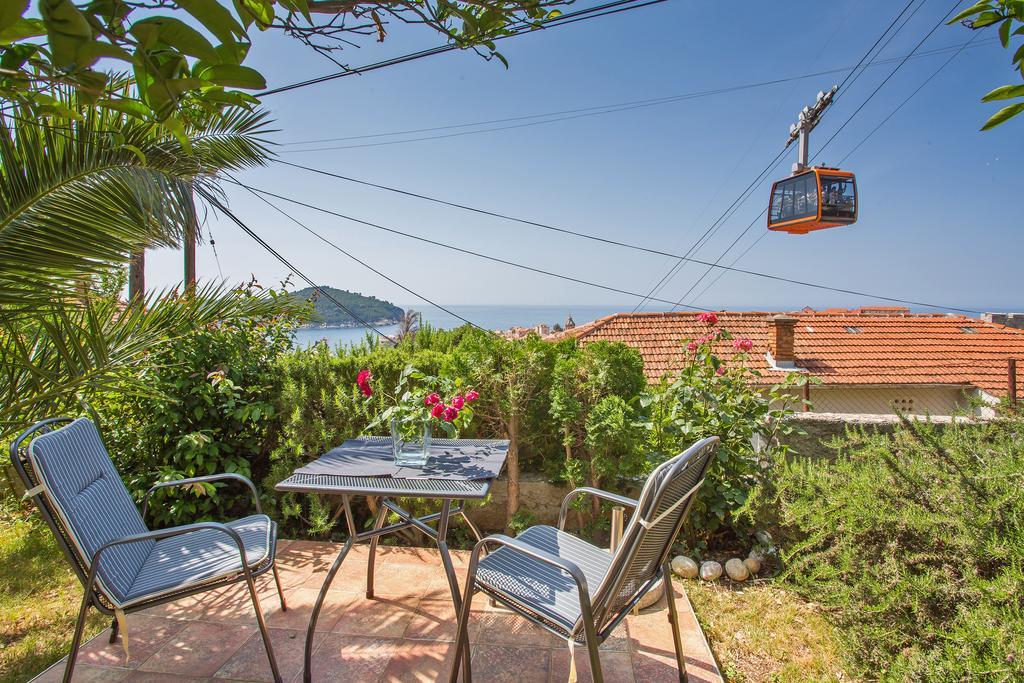 Apartments Jelen Dubrovnik Bagian luar foto