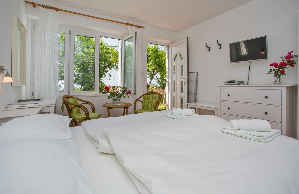 Apartments Jelen Dubrovnik Bagian luar foto